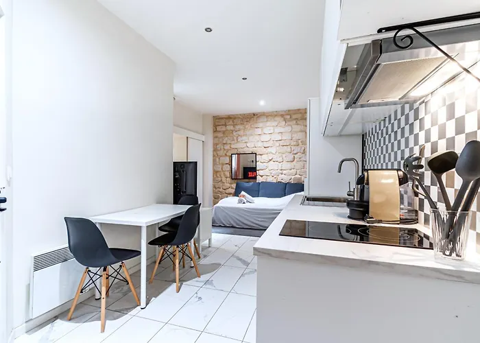 Tour Eiffel / Champs De Mars * Paris