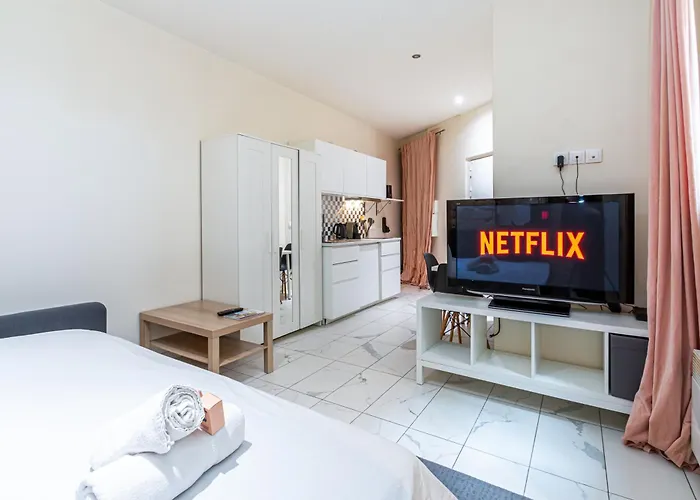 Apartment Tour Eiffel / Champs De Mars